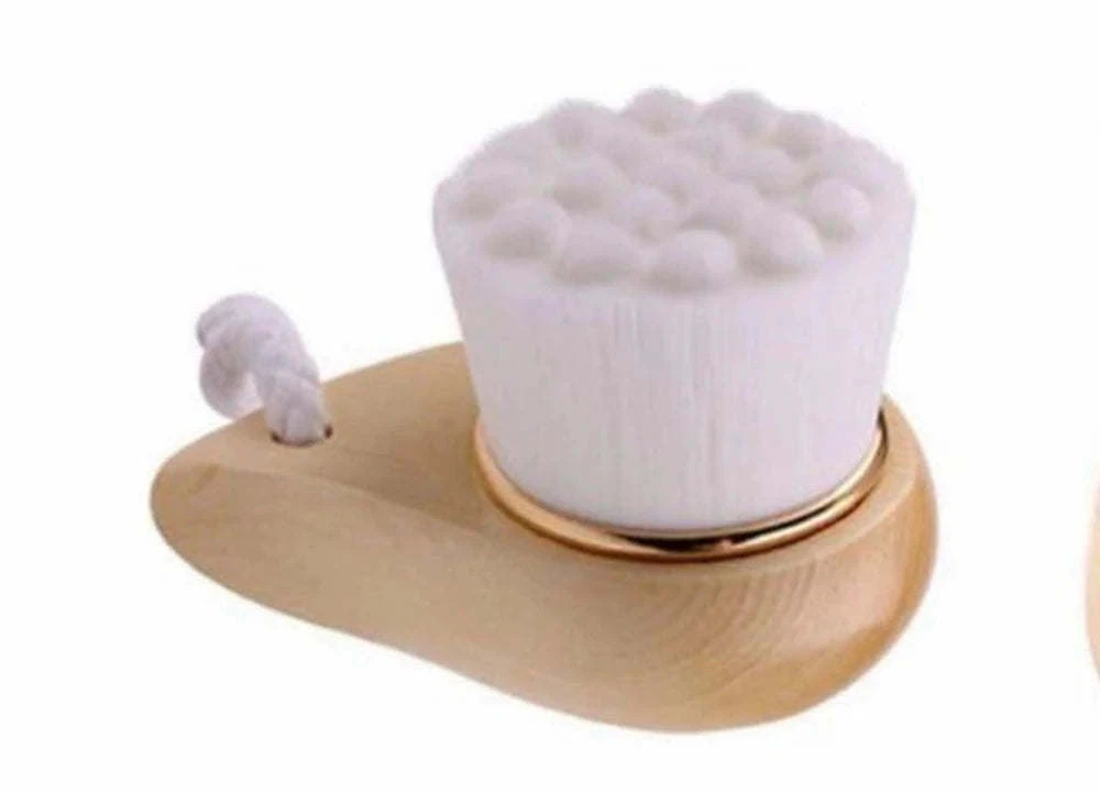 Eco-Friendly Facial Brush Eco-friendly skincare brush